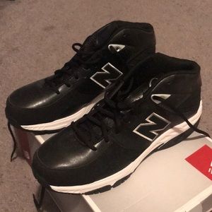 Men’s New Balance Basketball Sneakers